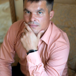 author-pic